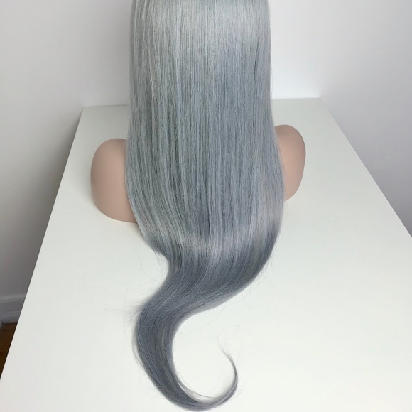 24” Silver Gray Full Lace Wig Straight main image 4